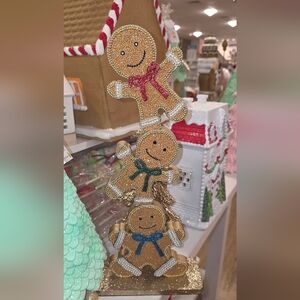 Festive Gingerbread Decor with Colorful Bows